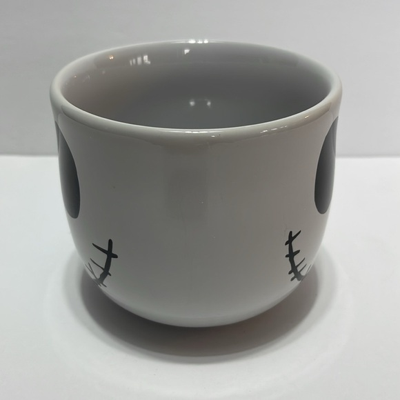 Disney’s Jack Skellington Mug - Picture 4 of 5